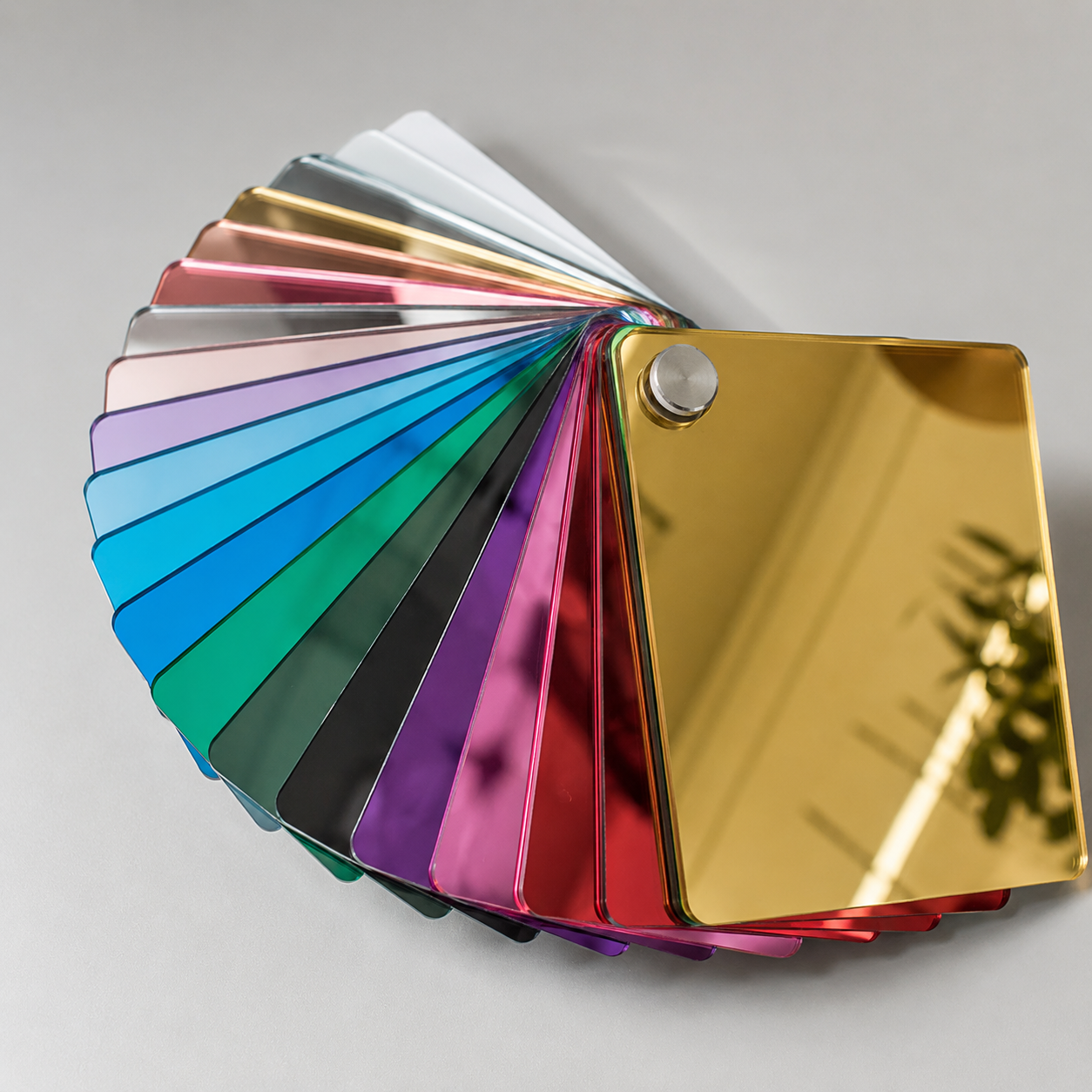 Mirror Acrylic Sheets – Lightweight Reflective Acrylic Panels