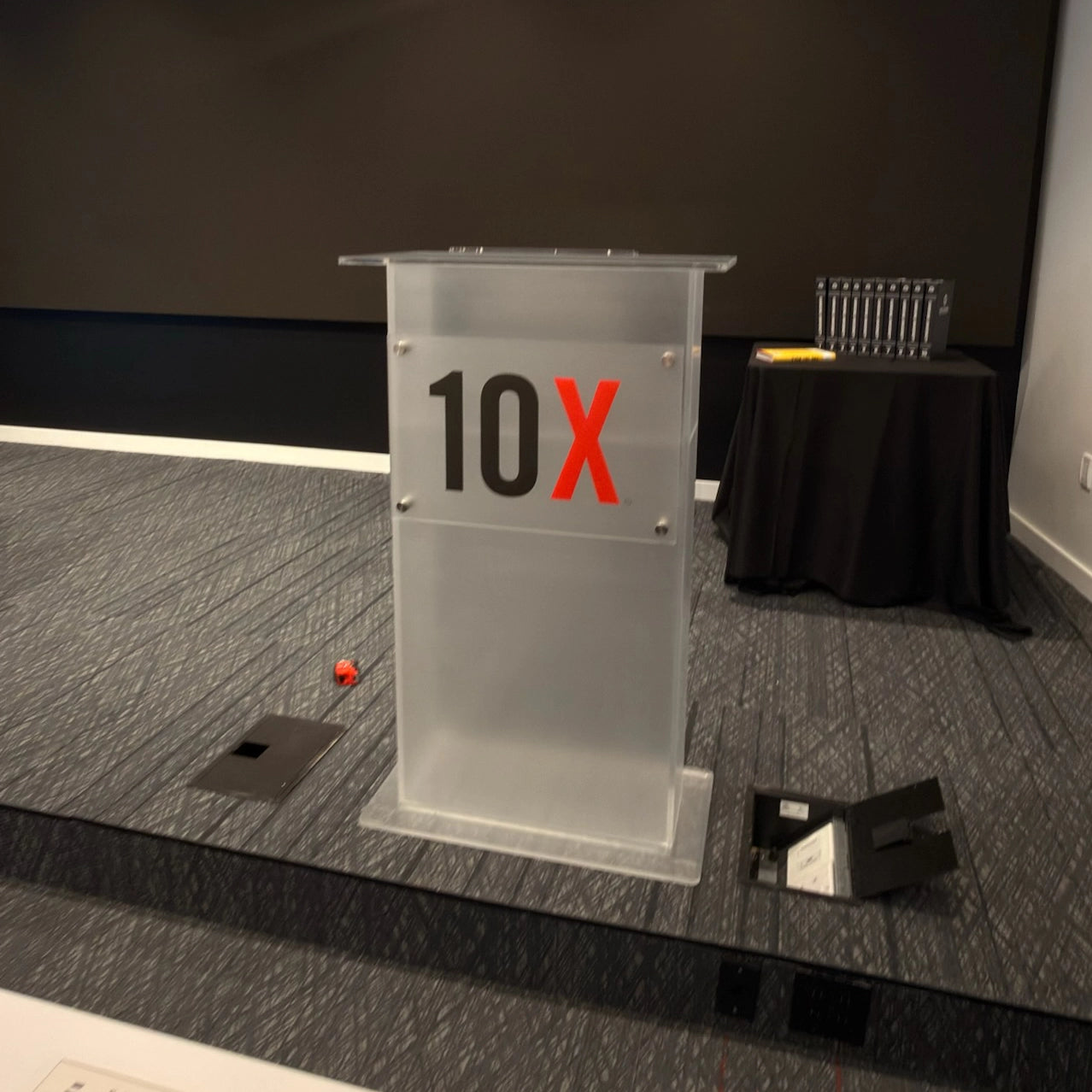 Acrylic Podium AT14 – Interchangeable Logo Panel