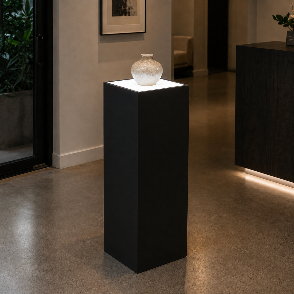 Top LED Accent Lighted Pedestals – Edge-Lit Display Stands